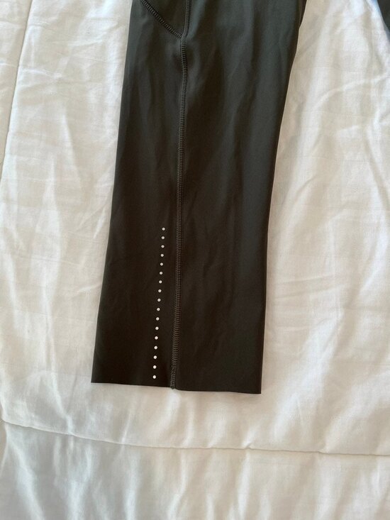 lululemon athletica Fast and Free Crop II 19" Nulux dark olive - Picture 7 of 11